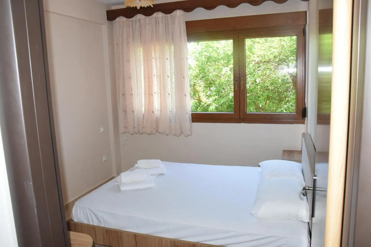 Sunny Life Appartment Nikiti